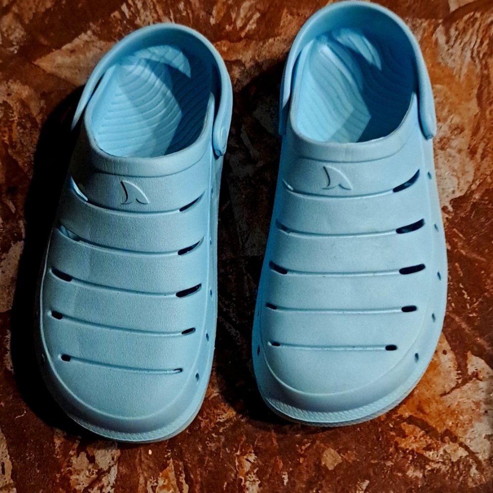 blue rugged sharks